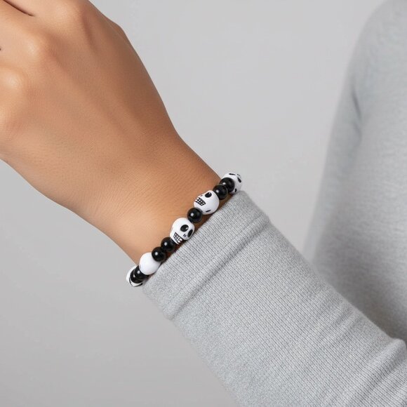 Skull Beaded Stretchable Bracelets - Picture 2 of 4